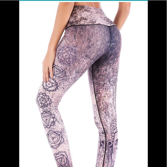 Pants - Yoga leggings